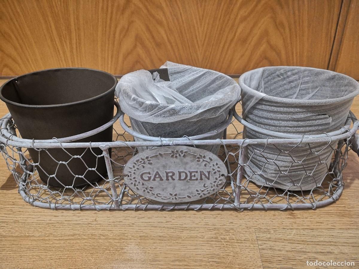 Antig&uuml;edades: JARDINERA MACETERO NUEVA TRES MACETAS - Foto 2