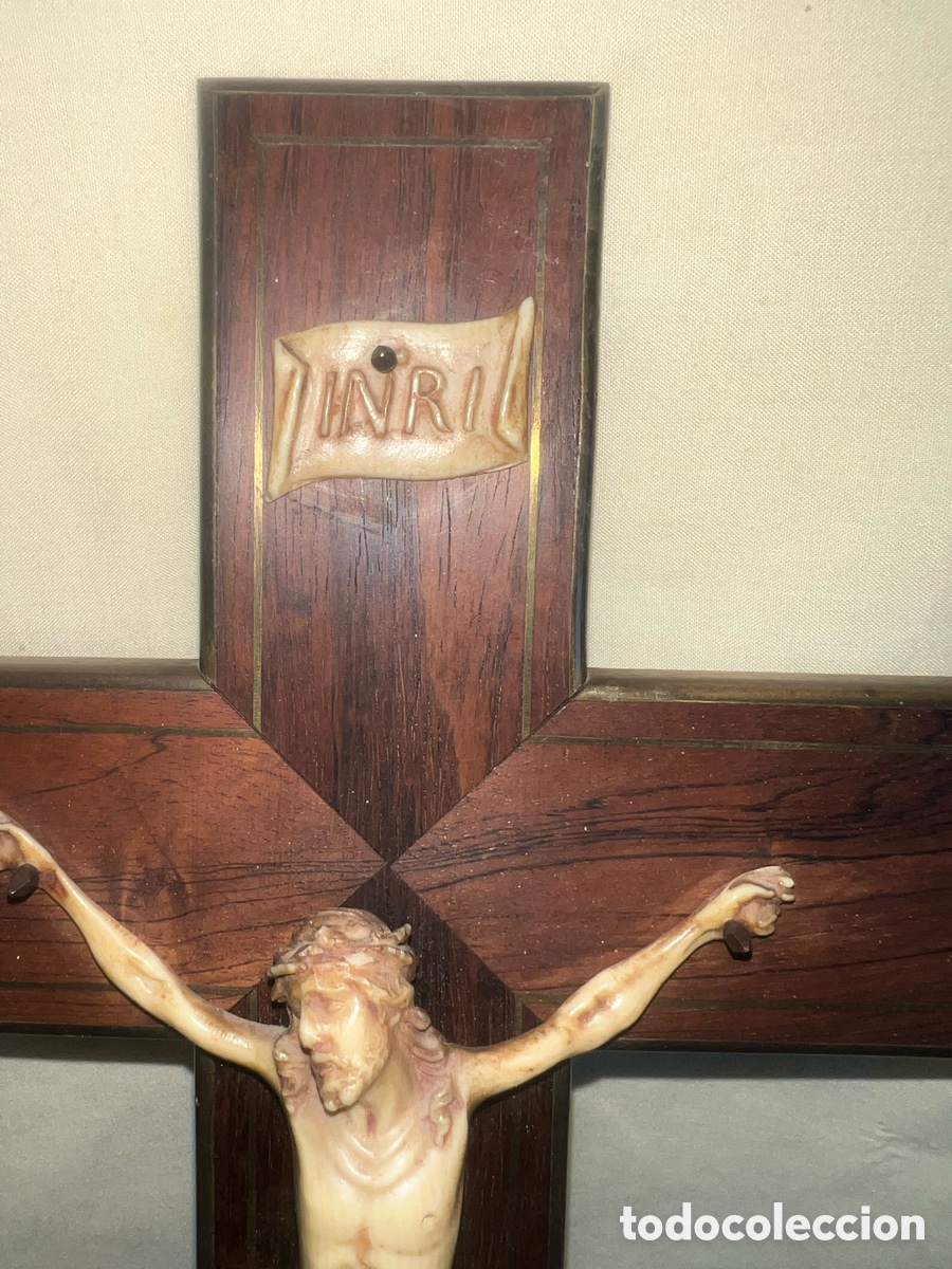 Antig&uuml;edades: Crucifijo con Cristo - Foto 3