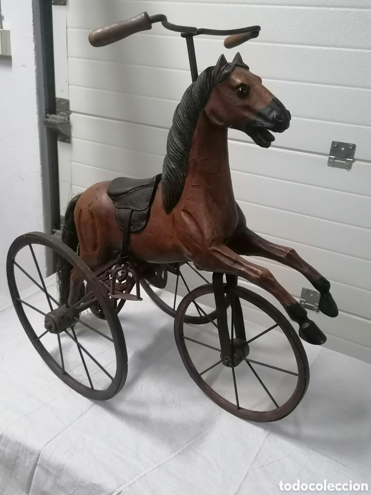 Antig&uuml;edades: Caballito triciclo antiguo - Foto 3