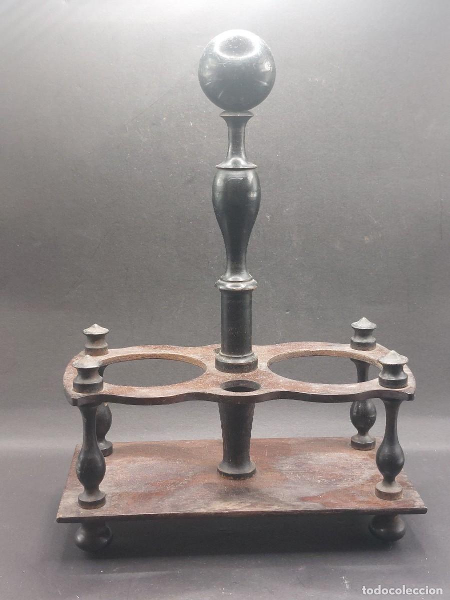 Antig&uuml;edades: SOPORTE ACEITERA Y VINAGRERA DE MADERA - Foto 2