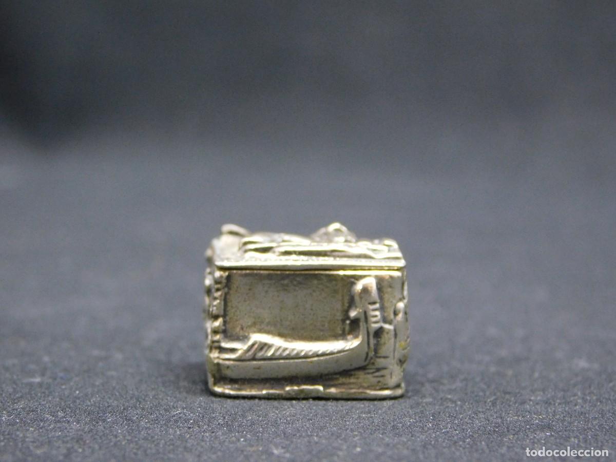 Antig&uuml;edades: PEQUE&Ntilde;A CAJA DE PLATA - Foto 3