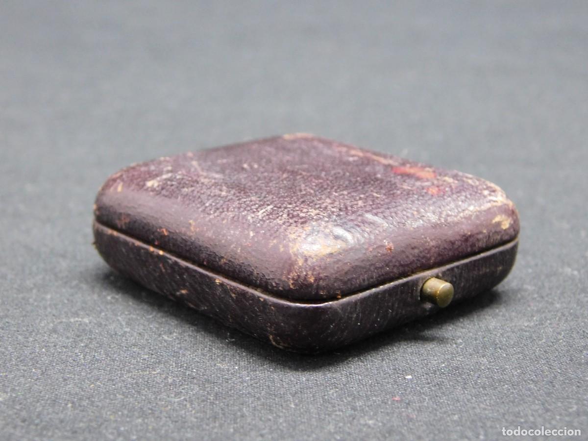 Antig&uuml;edades: MEDALLA RELIGIOSA EN ESTUCHE - Foto 3