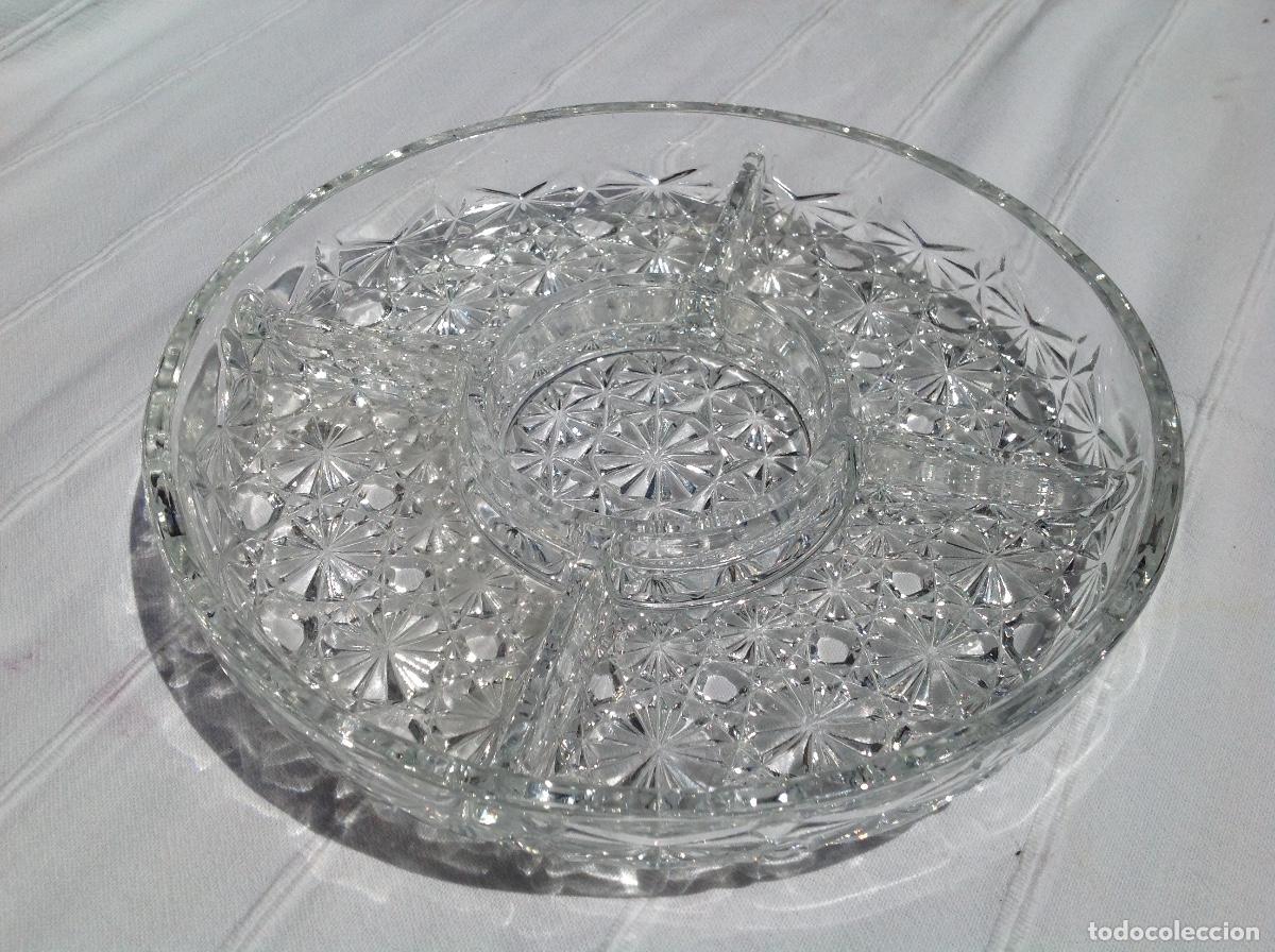 Antig&uuml;edades: Entremesera de cristal moldado - Foto 4