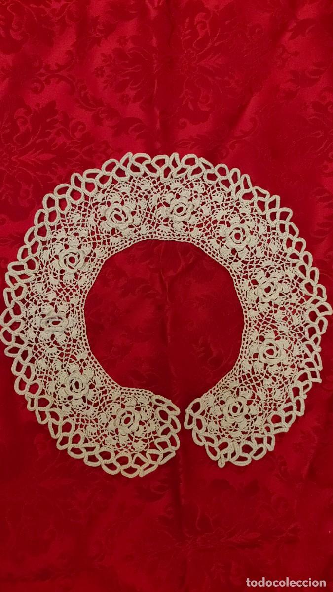 Antig&uuml;edades: CUELLO ENCAJE CON ROSAS - Foto 1
