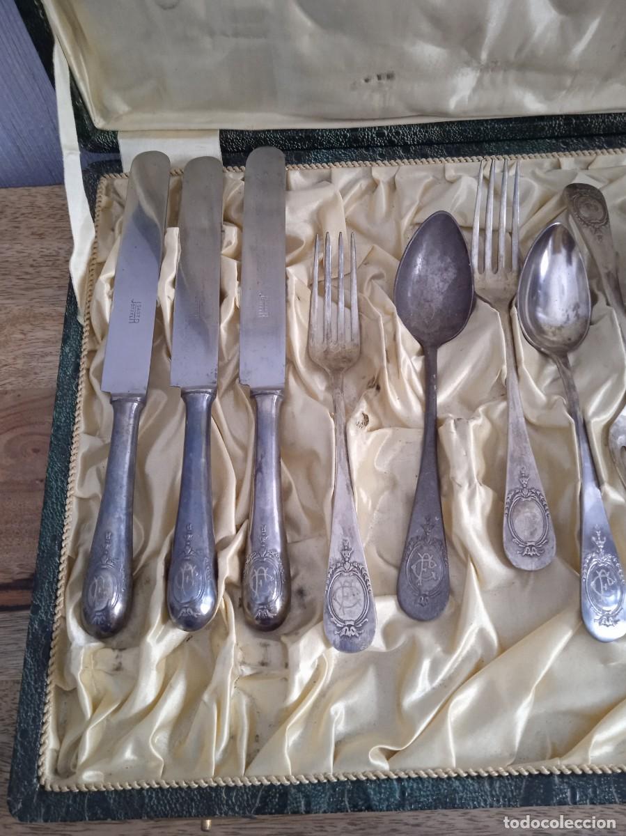 Antig&uuml;edades: Cuberter&iacute;a antigua con su caja - Foto 5