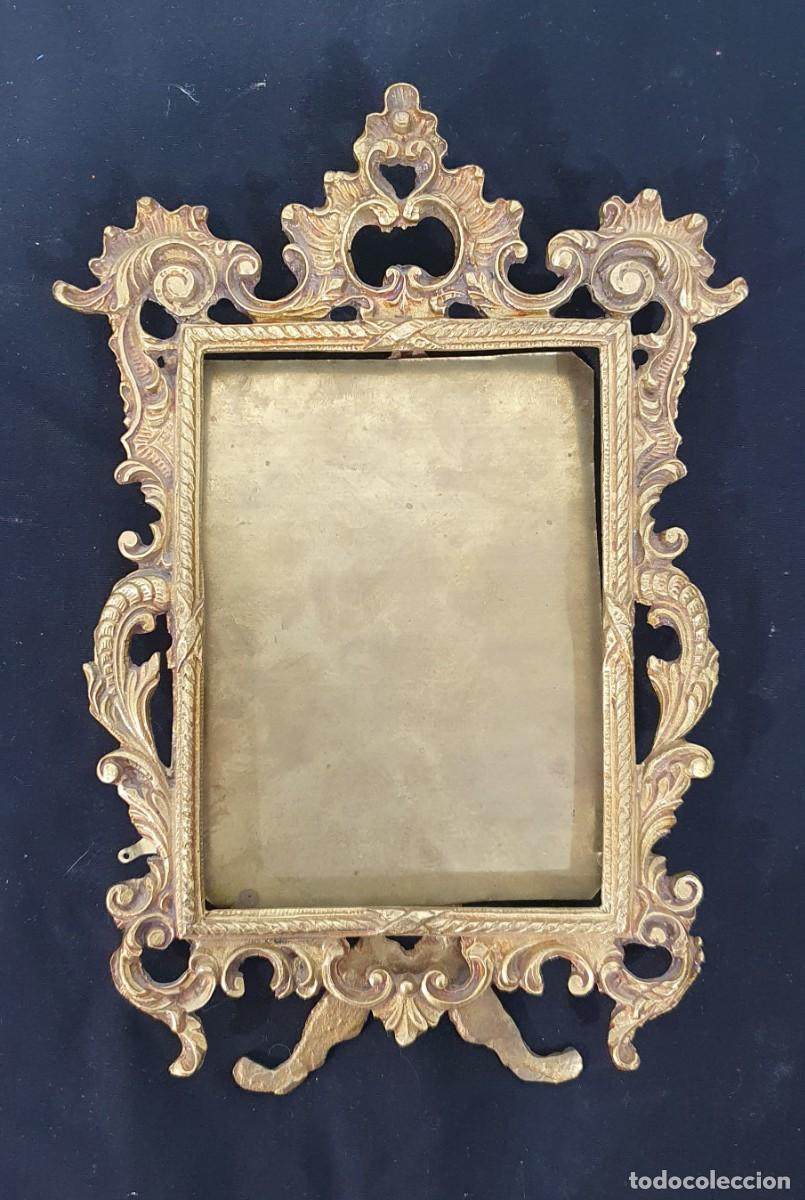 Antig&uuml;edades: Portafotos de bronce - Foto 1