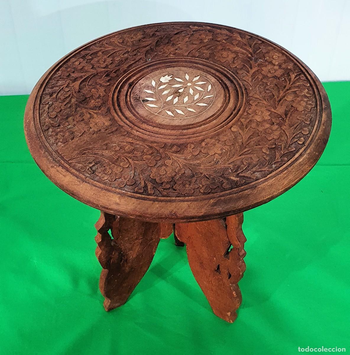 Antig&uuml;edades: Mesa de te arabe madera tallada - Foto 1