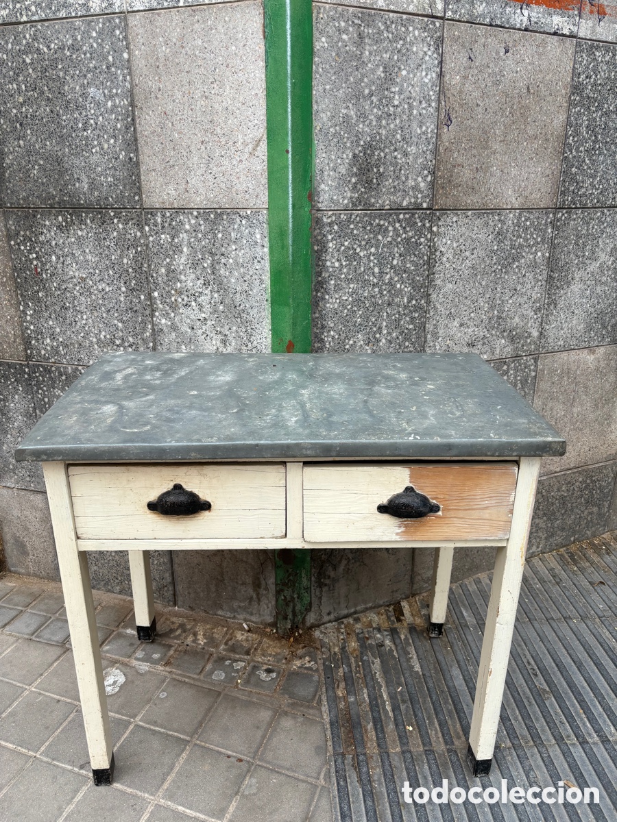 Antig&uuml;edades: Mesa de cocina S XIX - Foto 3