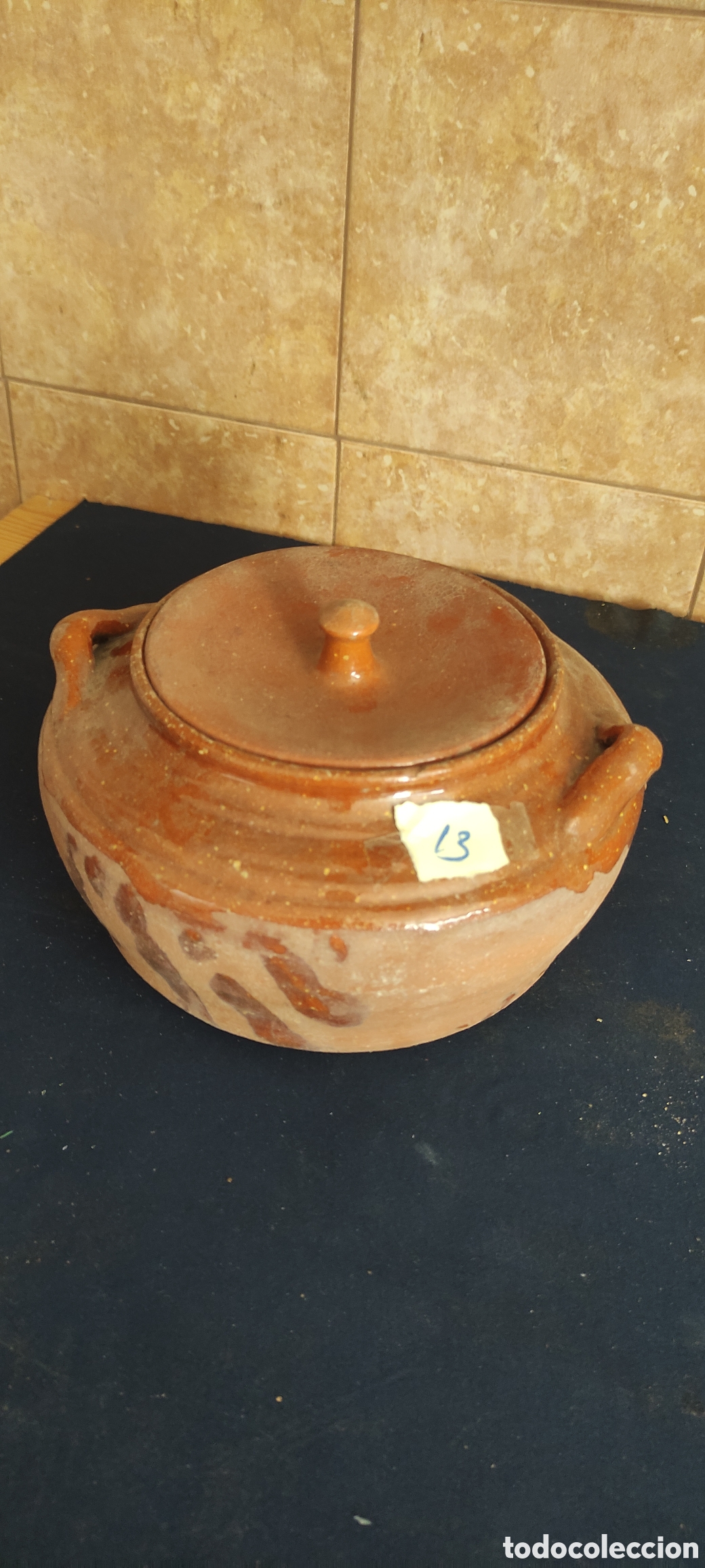 Antig&uuml;edades: Antigua olla con tapa de barro - Foto 3