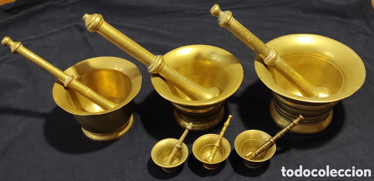 Antig&uuml;edades: Lote de seis almireces / morteros de bronce - Foto 1