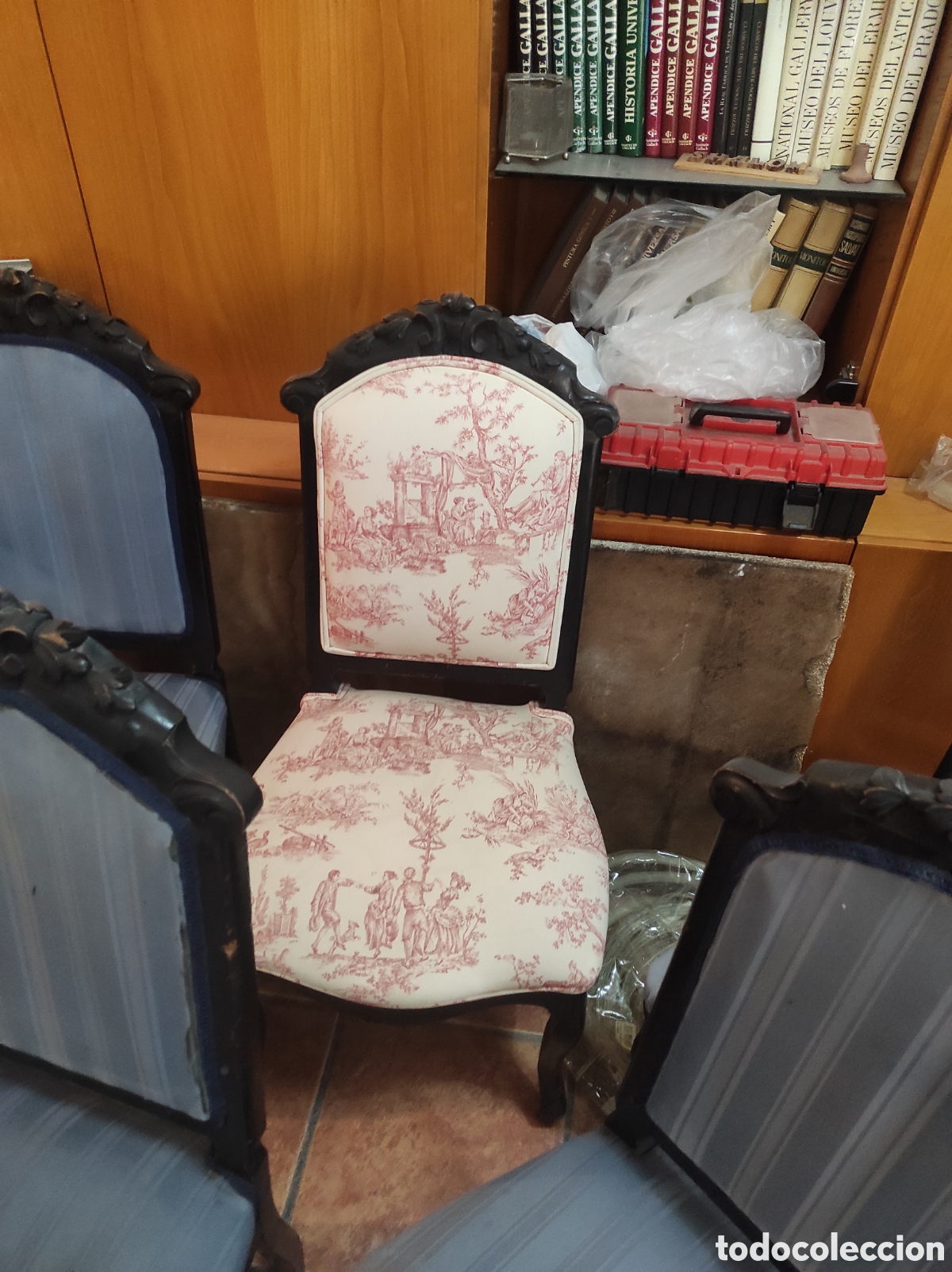 Antig&uuml;edades: Conjunto de sillas Isabelinas - Foto 1