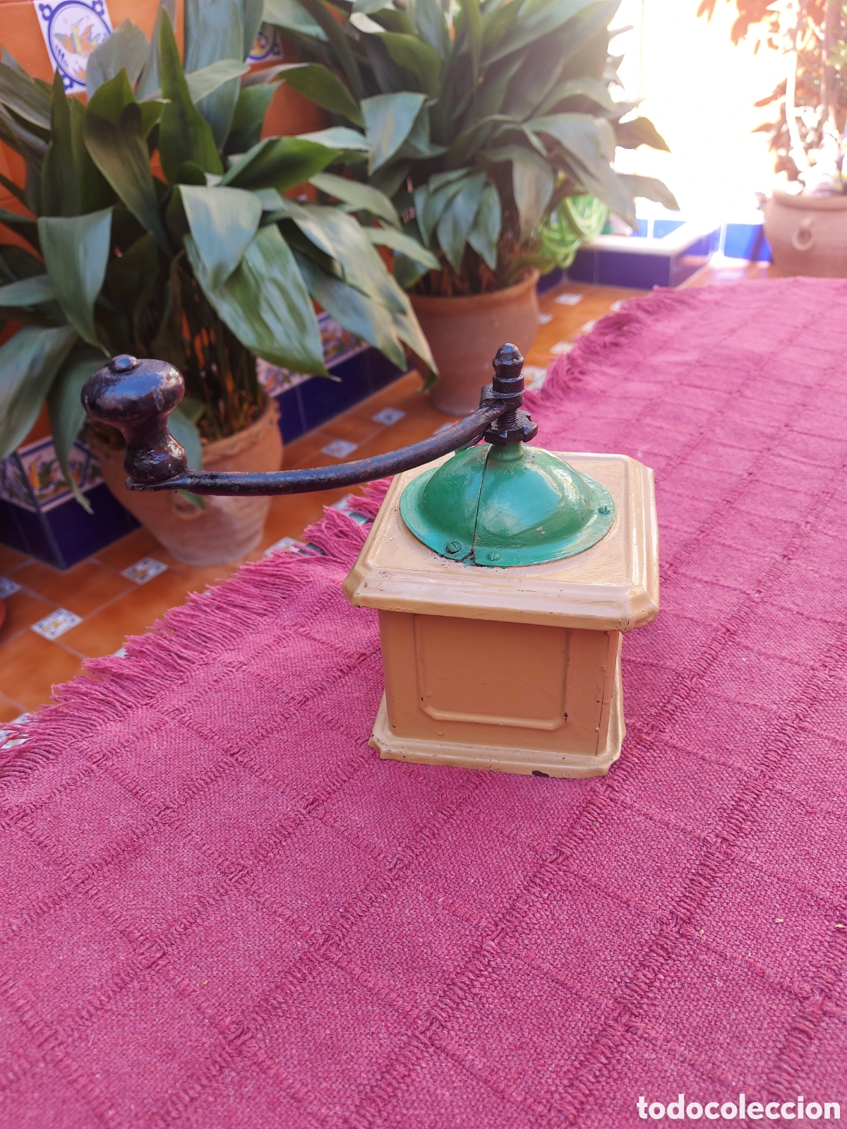 Antig&uuml;edades: MOLINILLO DE CAFE ELMA MARRON Y VERDE - Foto 2