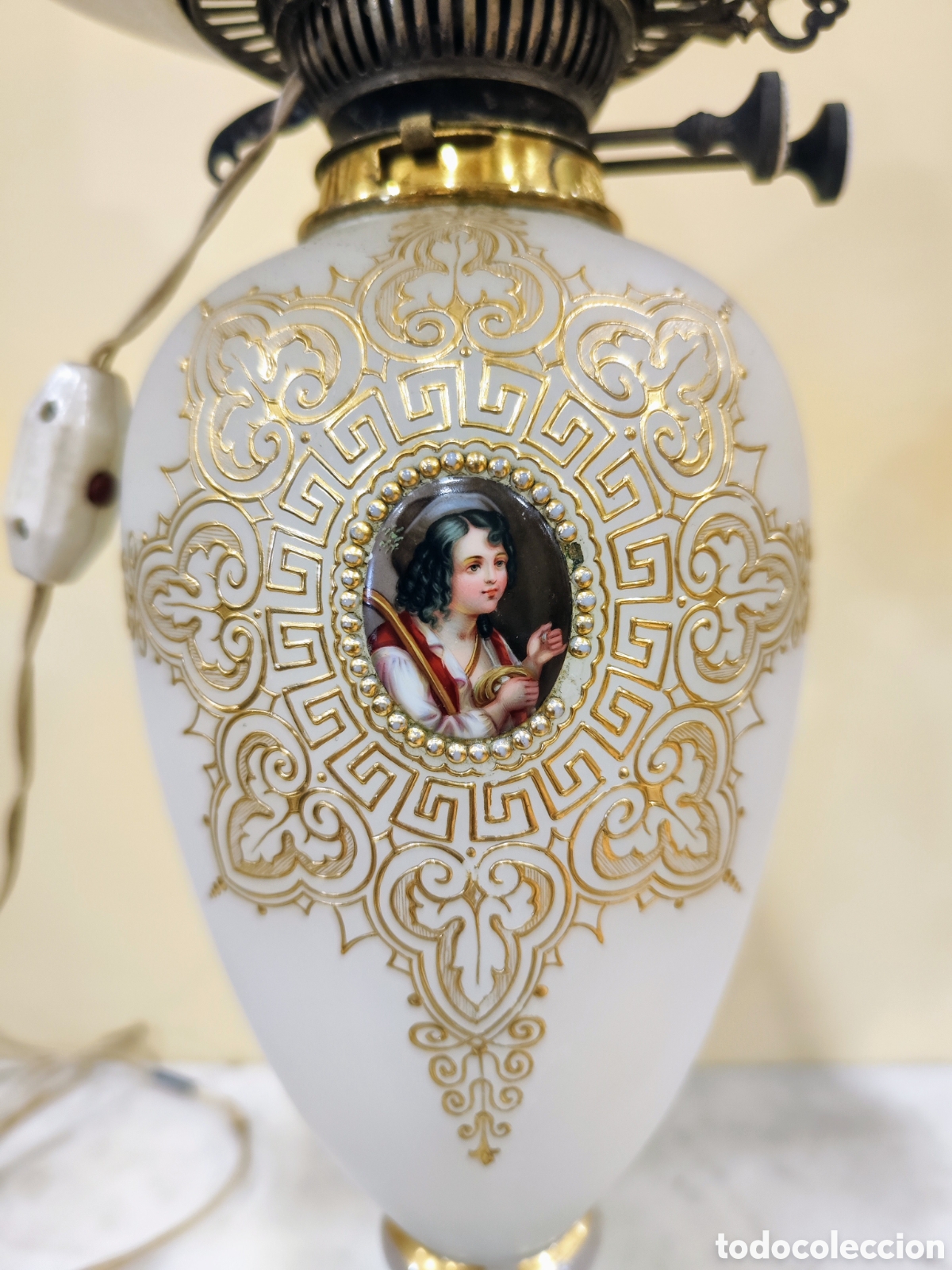 Antig&uuml;edades: Espectacular quinqu&eacute; opalina del siglo XIX. - Foto 3