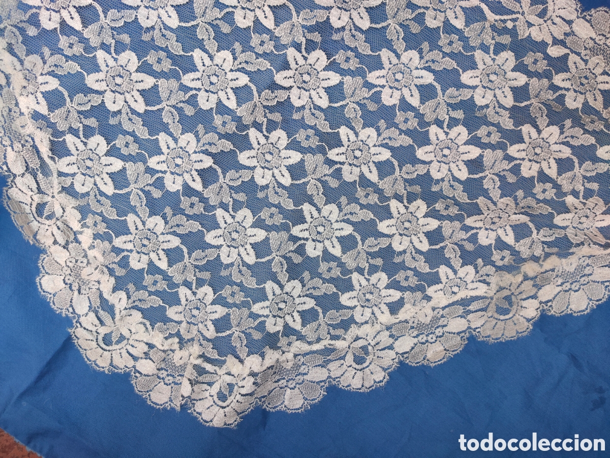Antig&uuml;edades: PRECIOSA MANTILLA DE 3 PICOS - Foto 2