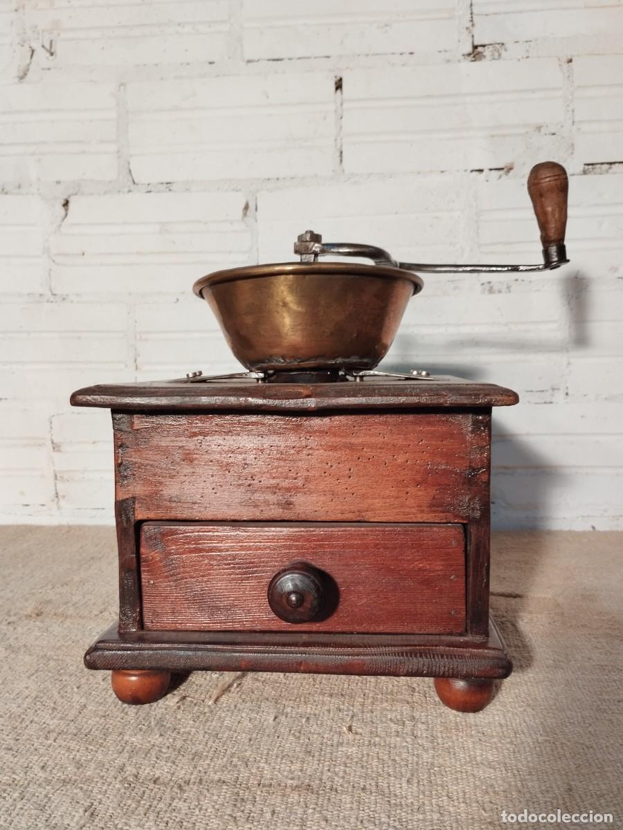 Antiguidades: Molinillo de madera s.