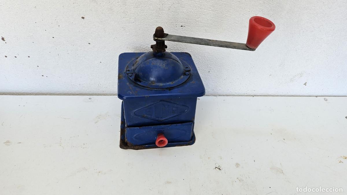 Antig&uuml;edades: molinillo de chapa azul elma - Foto 1