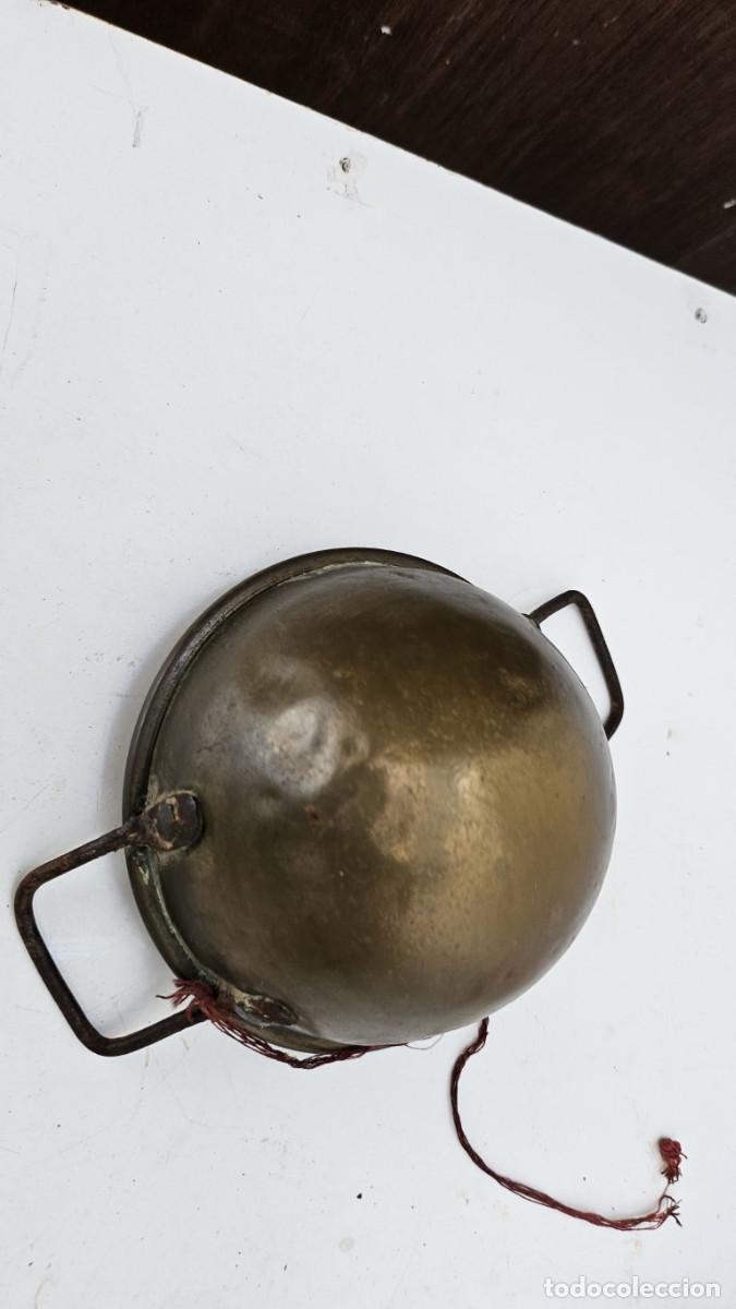 Antig&uuml;edades: cazuela de metal rustica - Foto 3