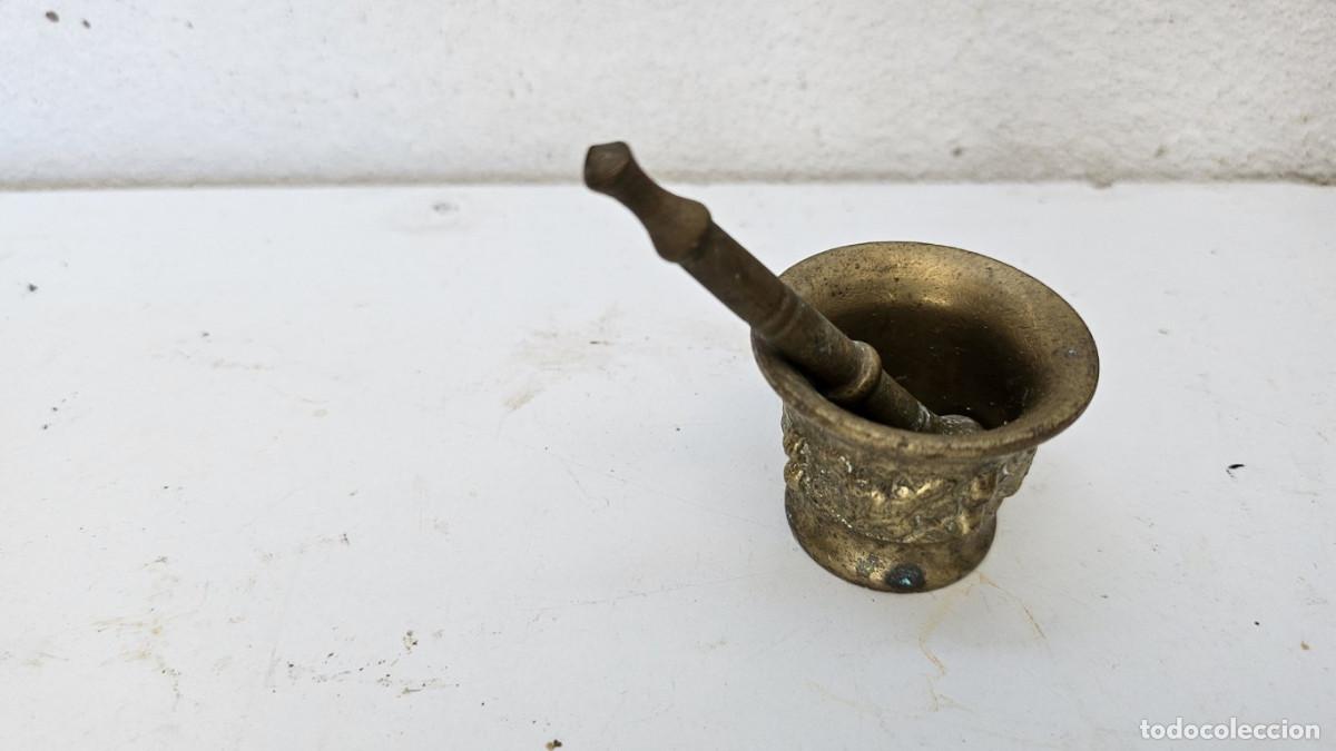 Antig&uuml;edades: peque&ntilde;o mortero de bronce - Foto 1