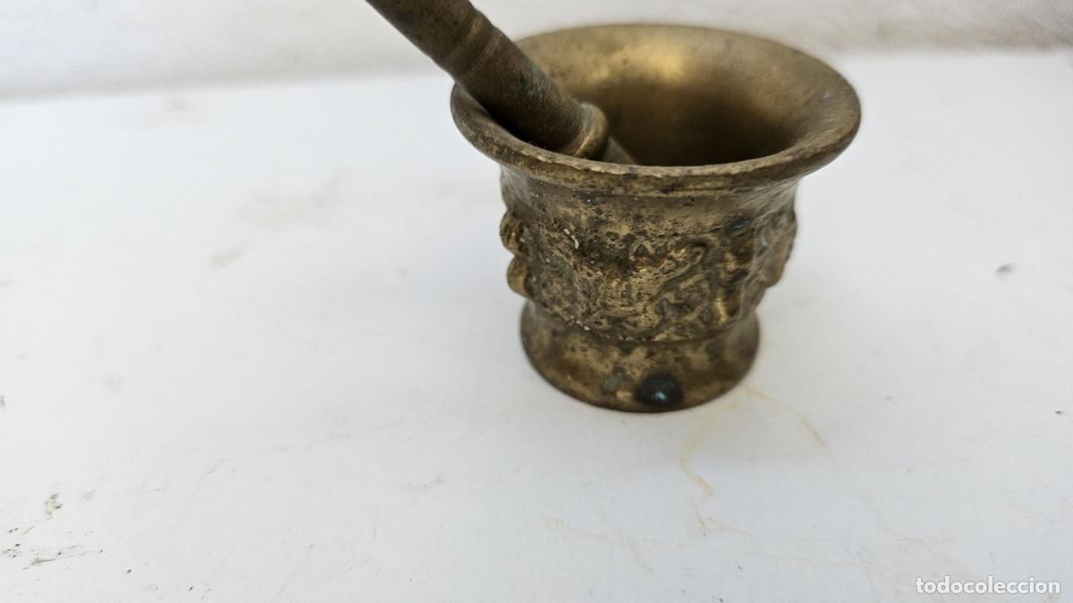 Antig&uuml;edades: peque&ntilde;o mortero de bronce - Foto 2