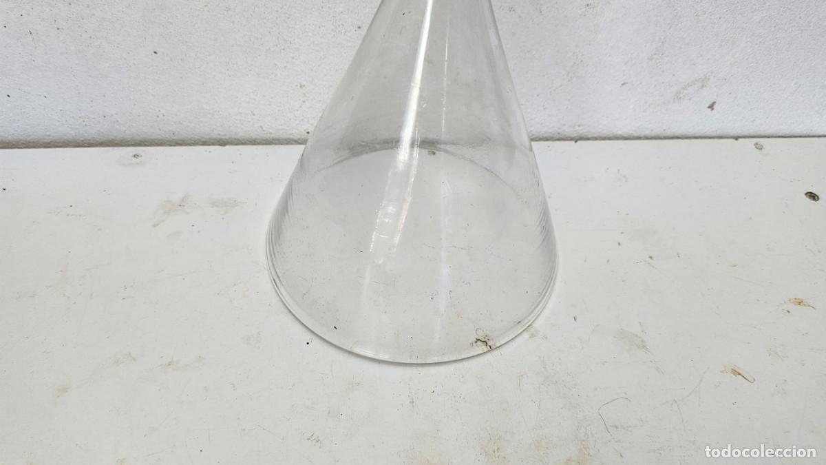 Antig&uuml;edades: embudo de cristal para laboratorio - Foto 3