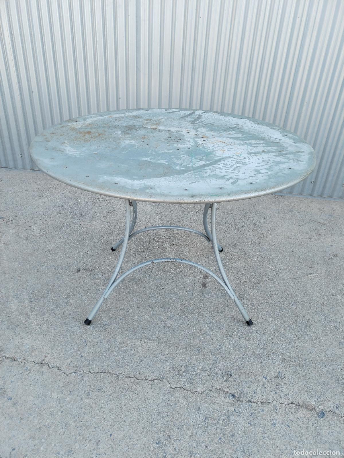 Antig&uuml;edades: mesa de hierro plegable - Foto 3