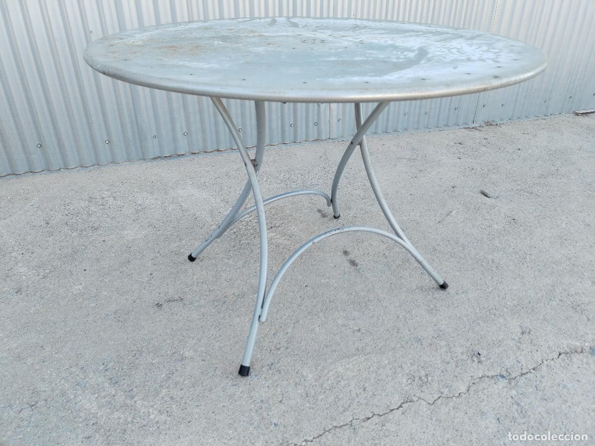 Antig&uuml;edades: mesa de hierro plegable - Foto 12