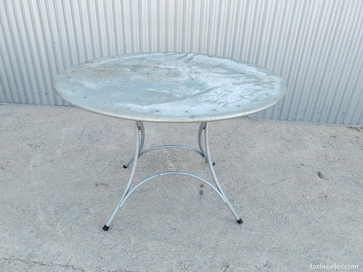 Antig&uuml;edades: mesa de hierro plegable - Foto 1