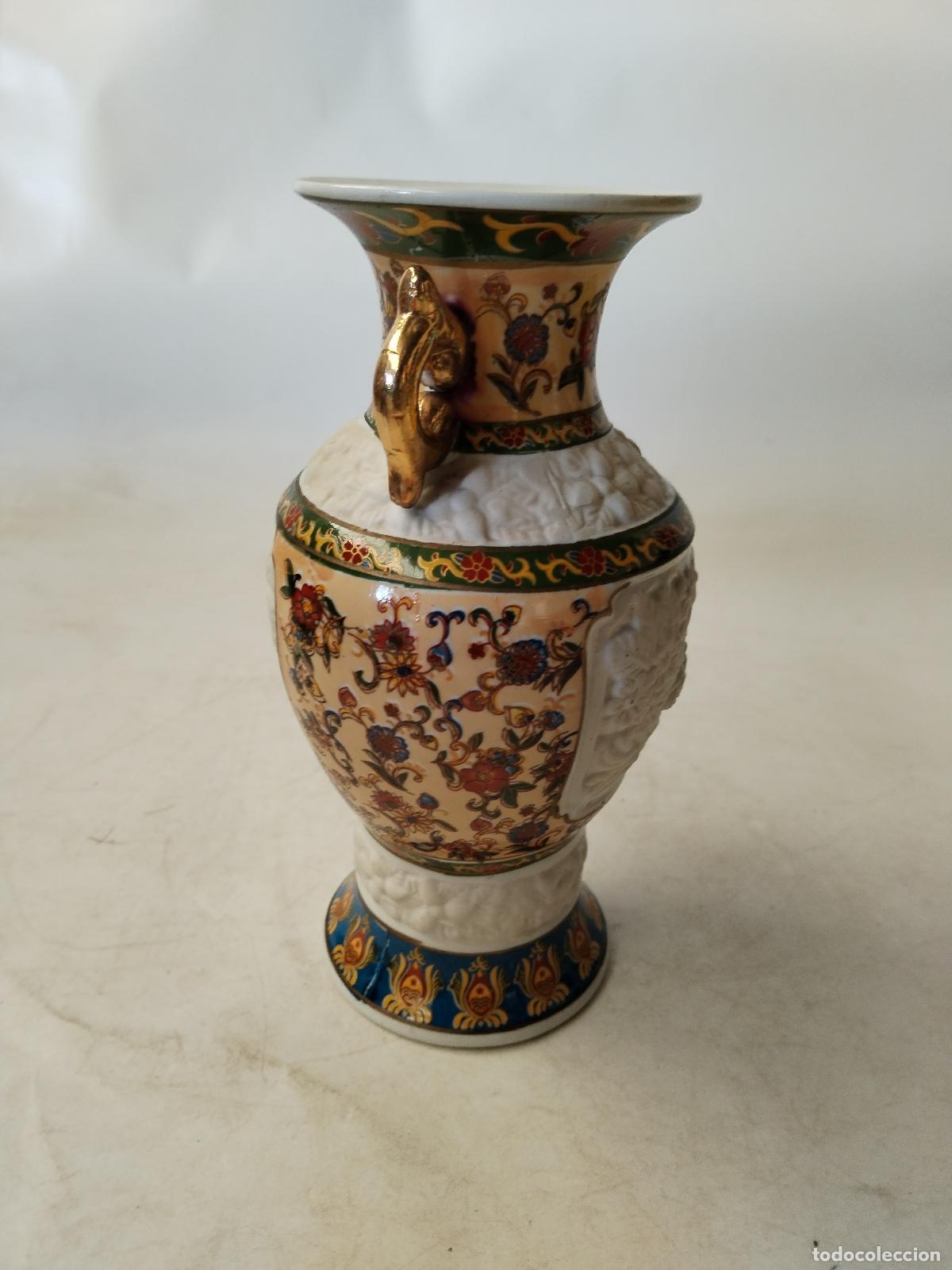 Antig&uuml;edades: antiguo jarron de porcelana - Foto 3