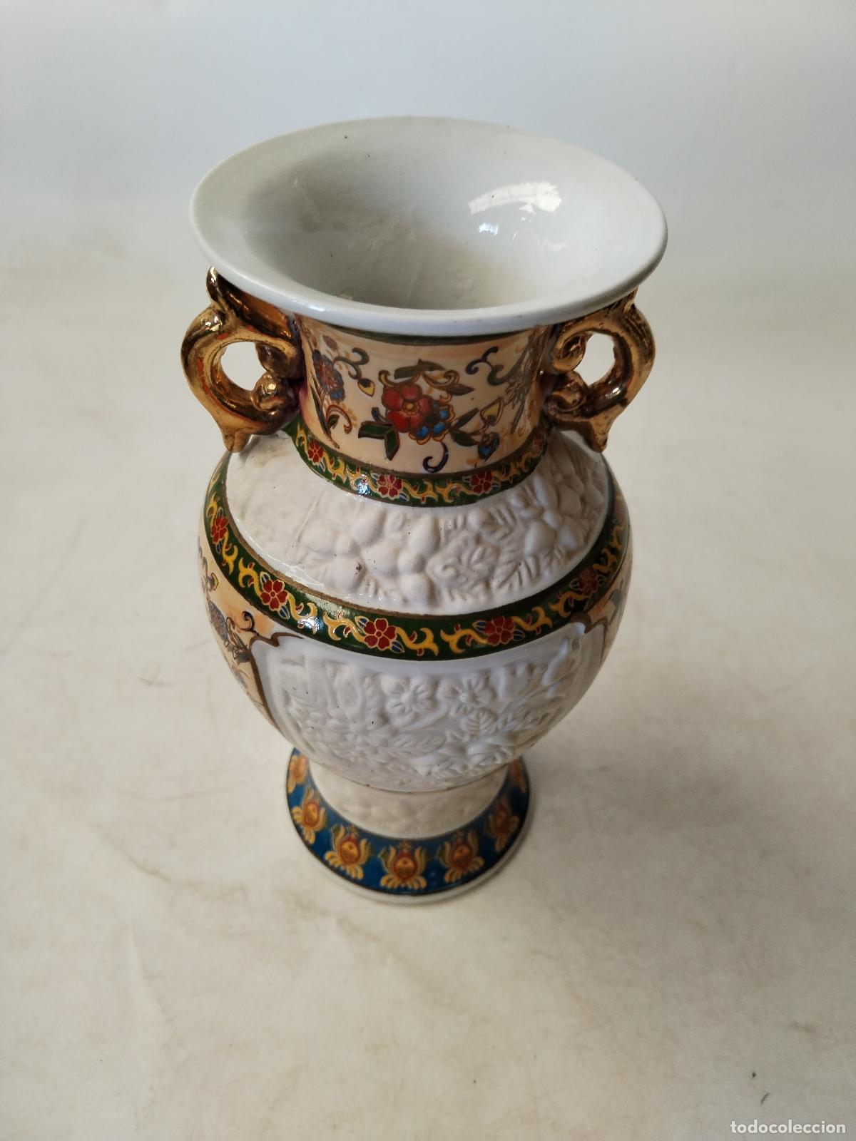 Antig&uuml;edades: antiguo jarron de porcelana - Foto 4