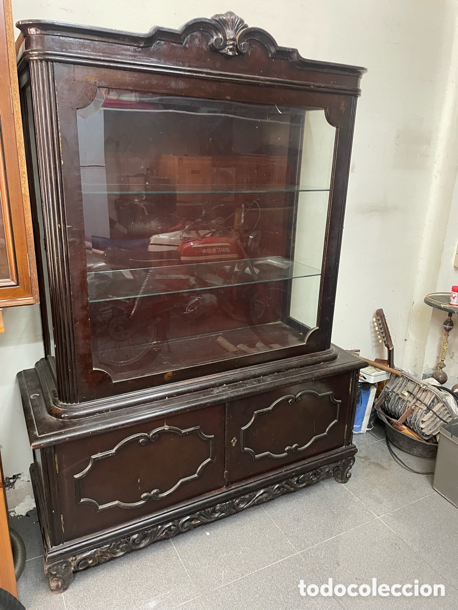 Antig&uuml;edades: Mueble antiguo con cristalera - Foto 2