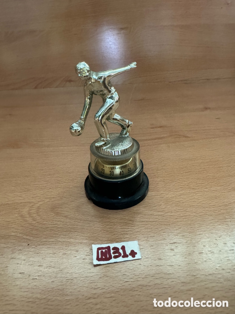 Antig&uuml;edades: Trofeo de bolos vintage - Foto 1