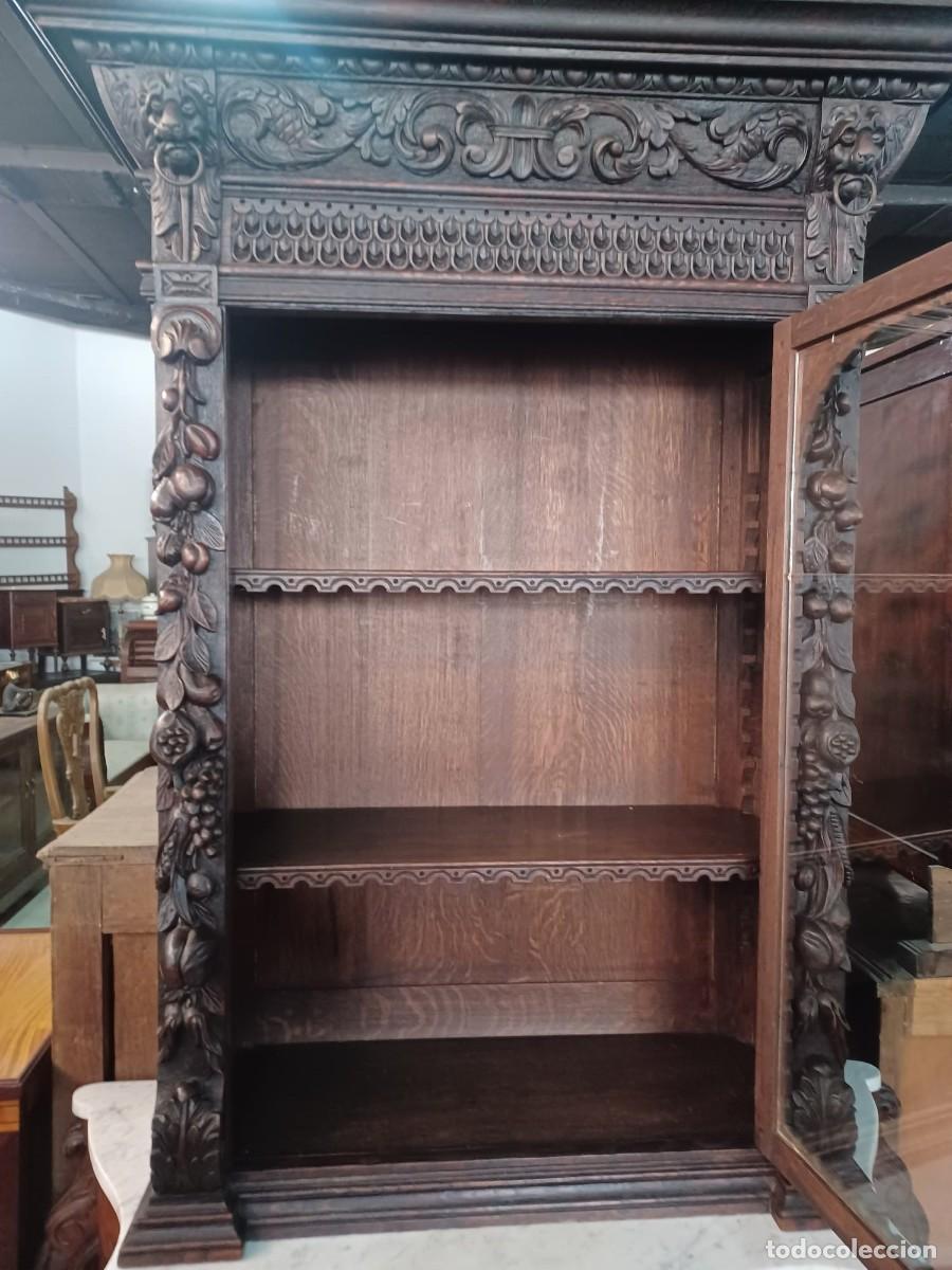 Antig&uuml;edades: VITRINA DE ESTILO RENACIMIENTO - Foto 2