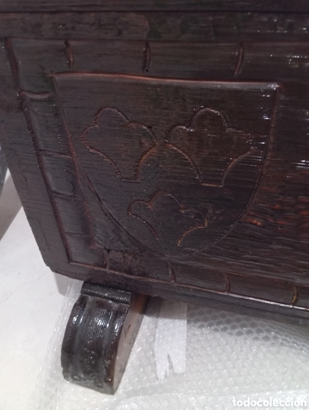 Antig&uuml;edades: Arca tallada siglo XIX - Foto 3
