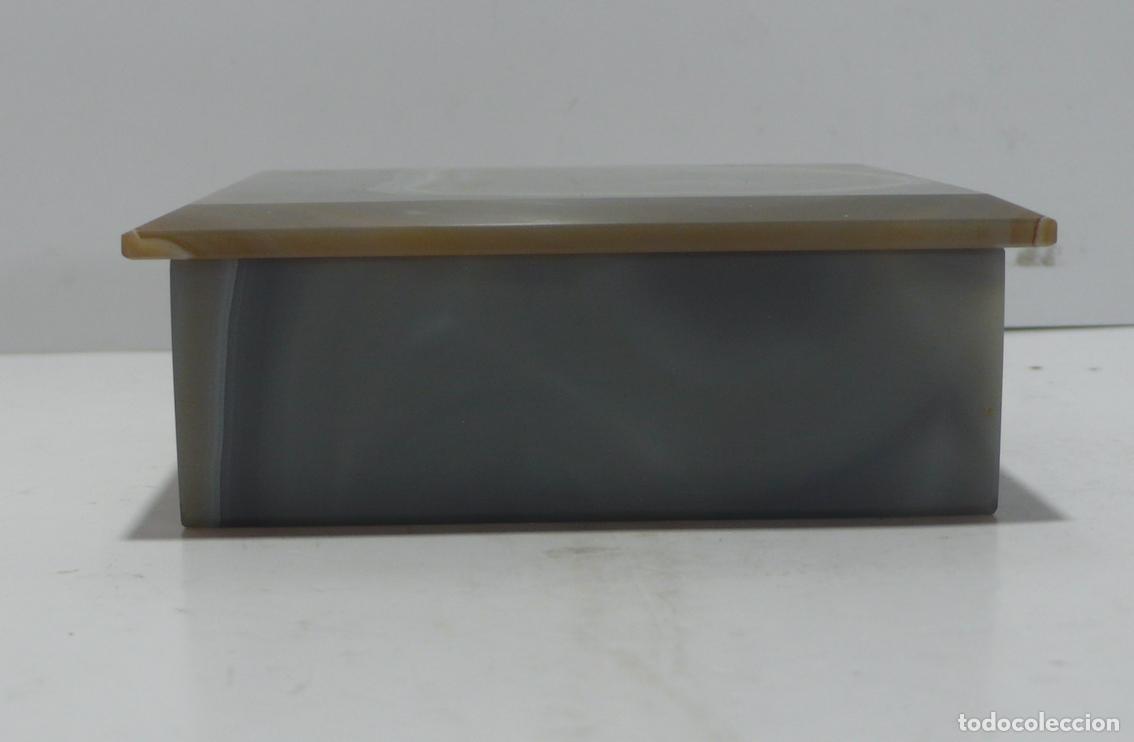 Antig&uuml;edades: PEQUE&Ntilde;A CAJA DE PIEDRA - Foto 3