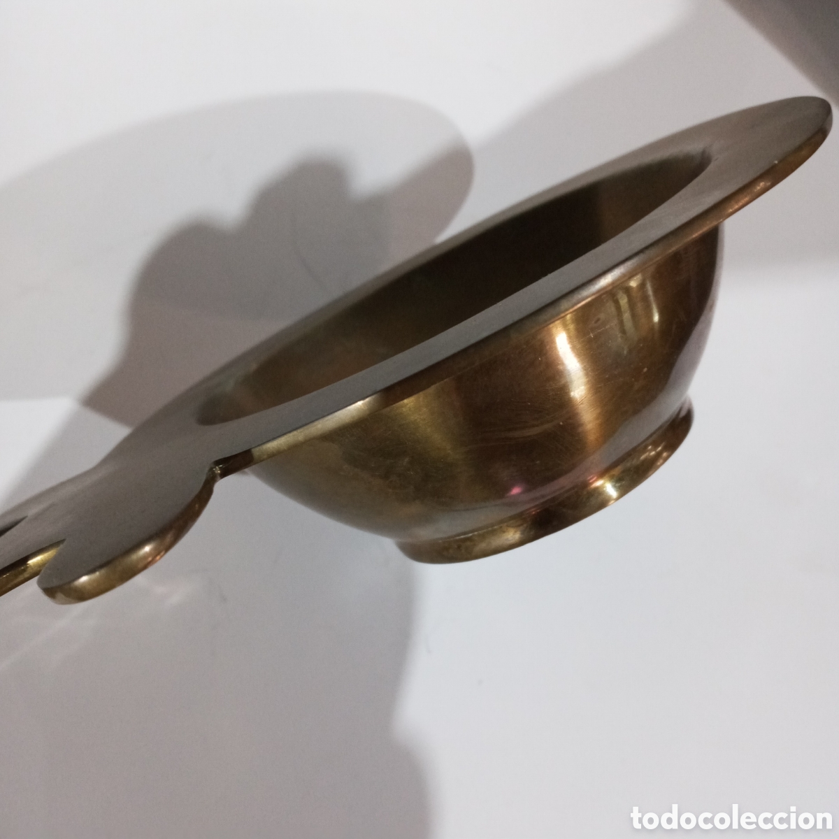 Antig&uuml;edades: ANTIGUA ESCUPIDERA DE BRONCE MACIZO - Foto 4