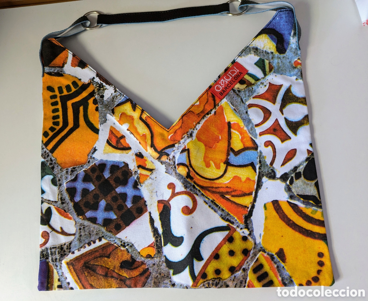Antig&uuml;edades: Bolso Gaudi Grafico 2000s Nuevo - Foto 1