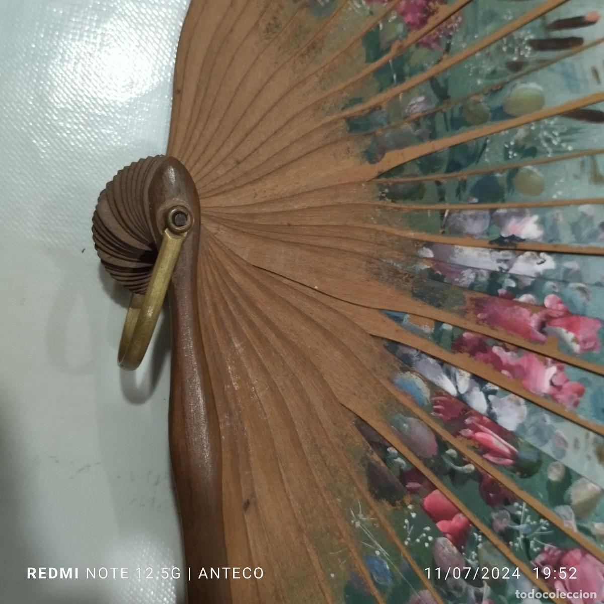 Antig&uuml;edades: ABANICO DE MADERA PINTADO A MANO - Foto 6