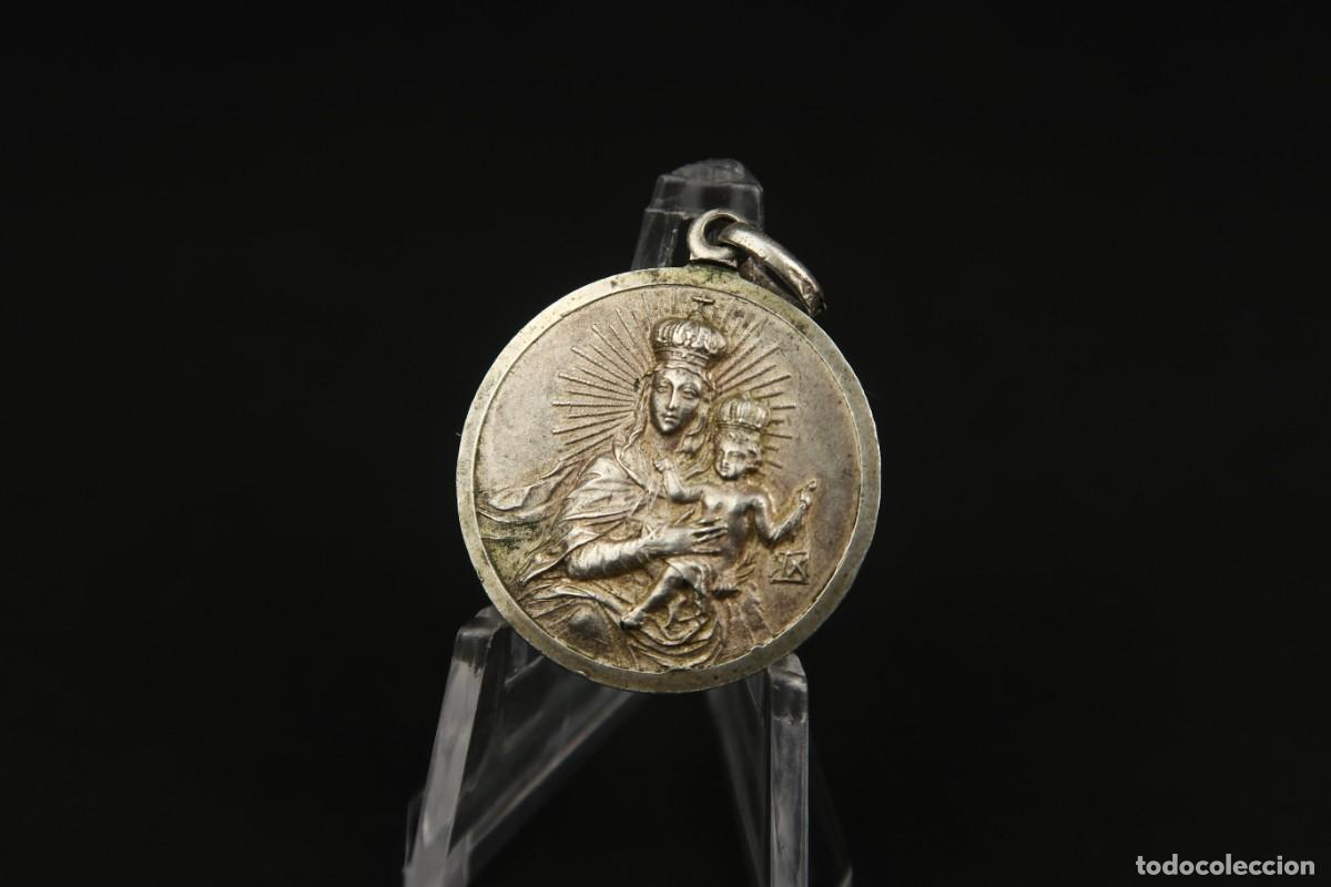 Antig&uuml;edades: Antigua Medalla Religiosa de Plata - Foto 5