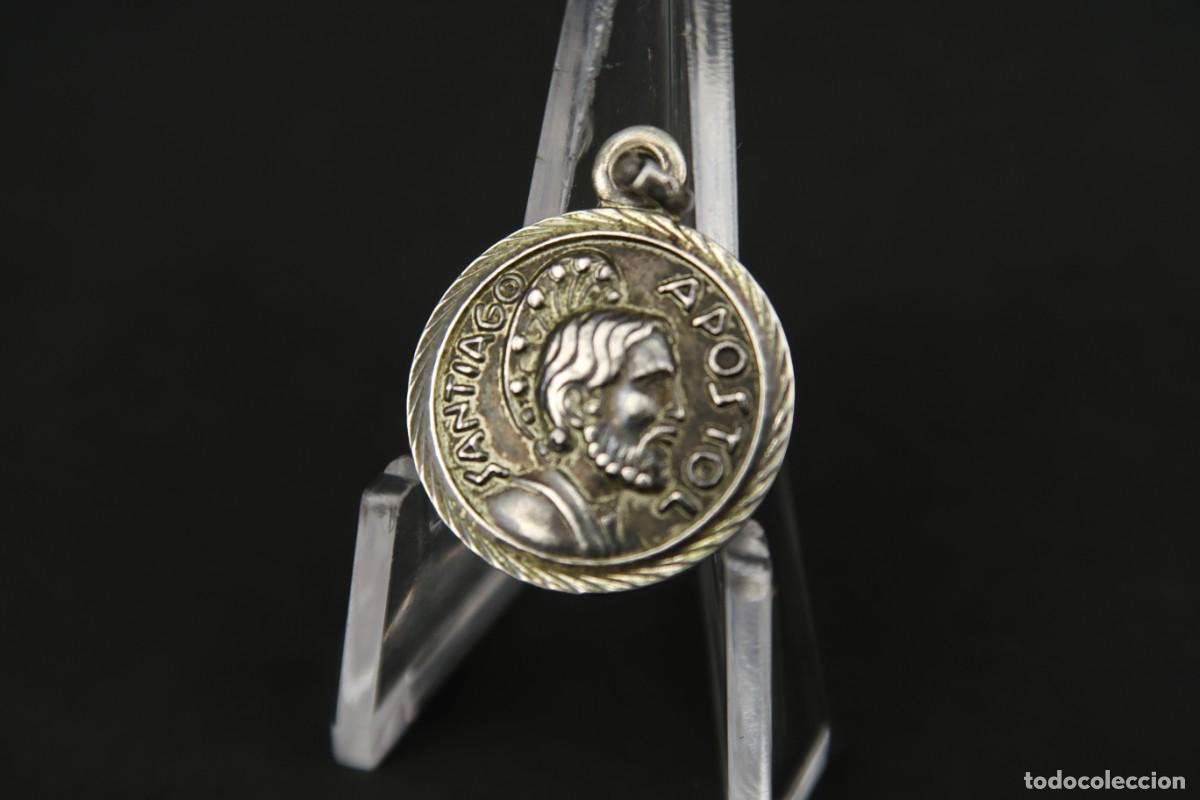 Antig&uuml;edades: Antigua Medalla Religiosa de Plata - Foto 2