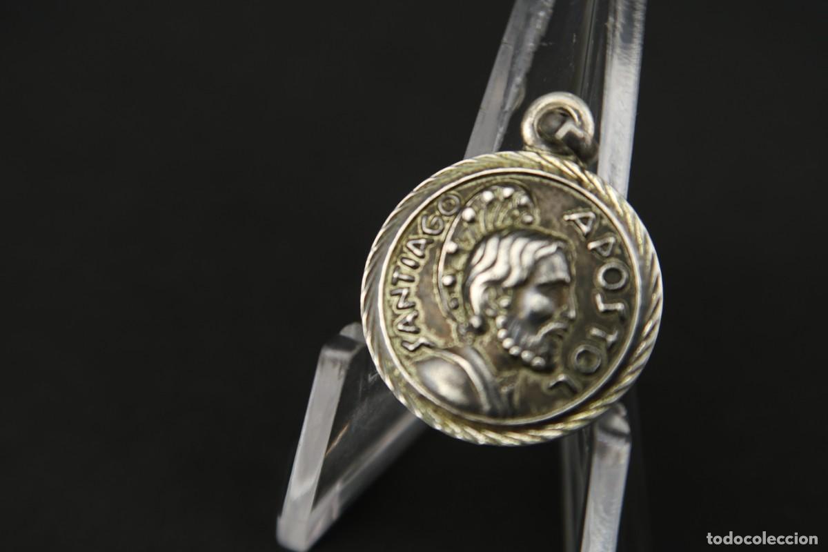 Antig&uuml;edades: Antigua Medalla Religiosa de Plata - Foto 3