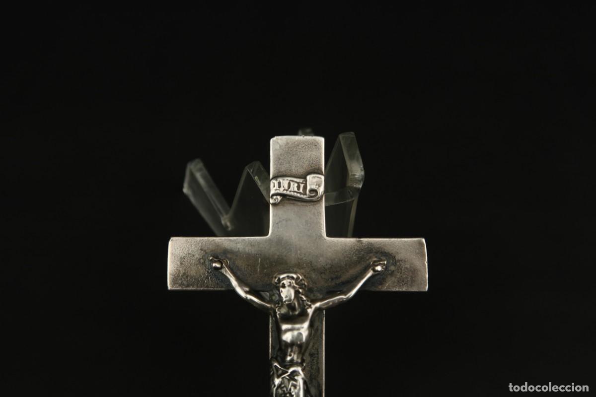 Antig&uuml;edades: Antiguo Crucifijo de Plata - Foto 3