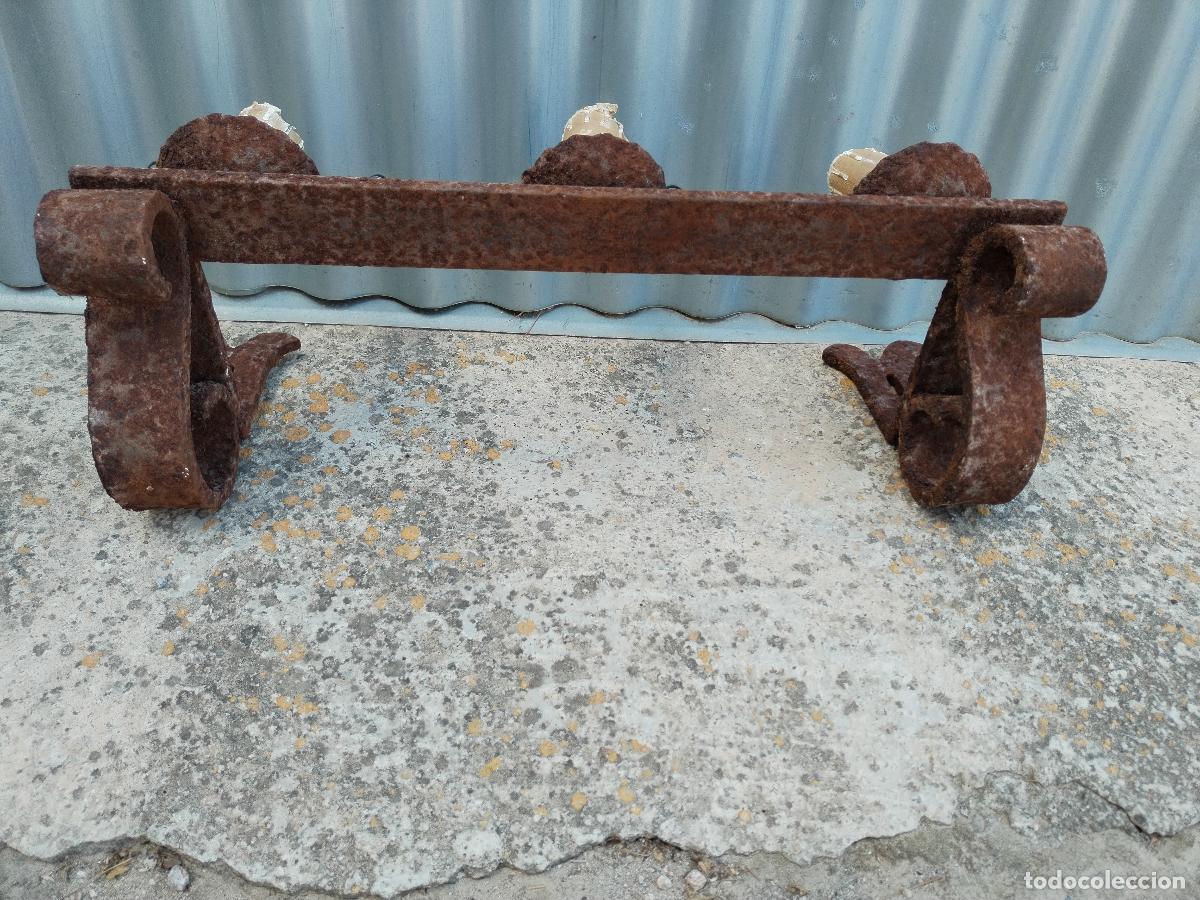 Antig&uuml;edades: antiguo aplique en hierro de forja - Foto 9