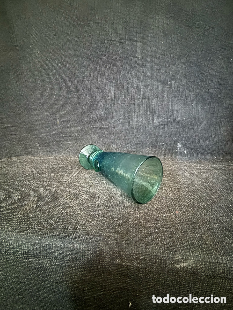 Antig&uuml;edades: Copa de vidrio catal&aacute;n soplado - Foto 4