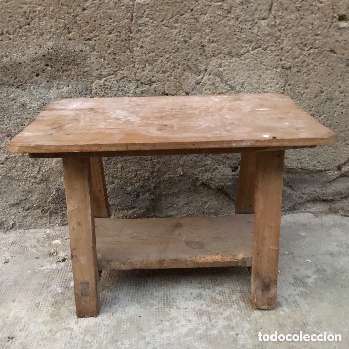 Antig&uuml;edades: ANTIGUA MESA AUXILIAR/BANCO RUSTICO - Foto 1