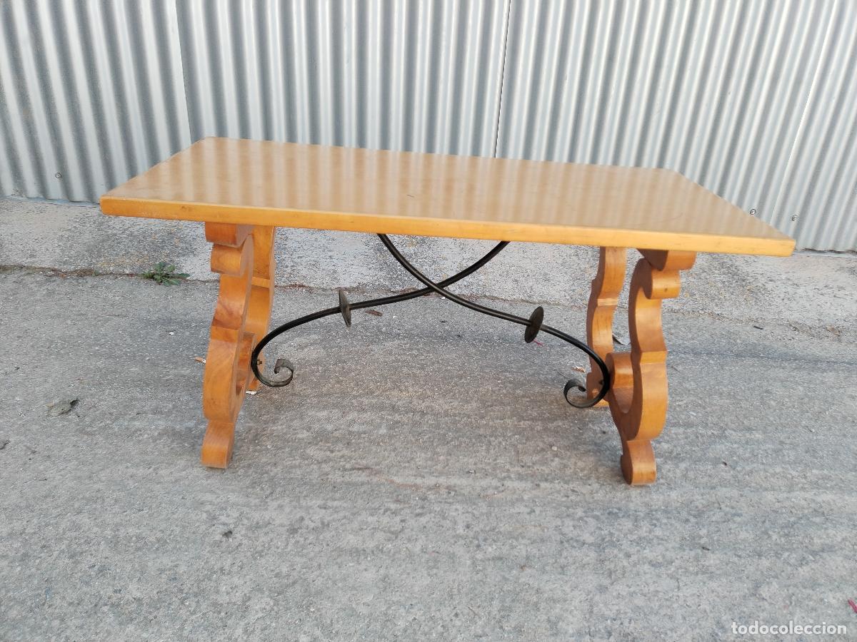 Antig&uuml;edades: mesa baja tipo castellana - Foto 2