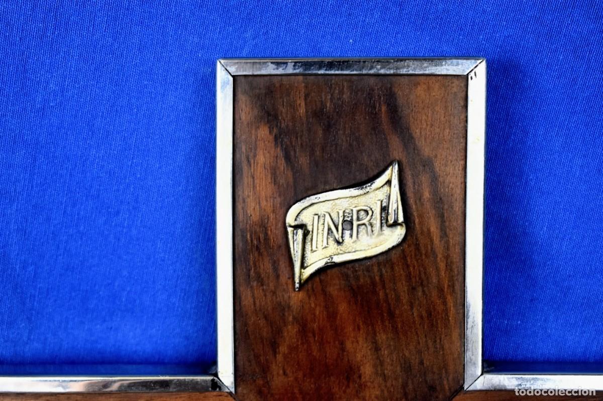 Antig&uuml;edades: Crucificado con cruz de madera - Foto 3