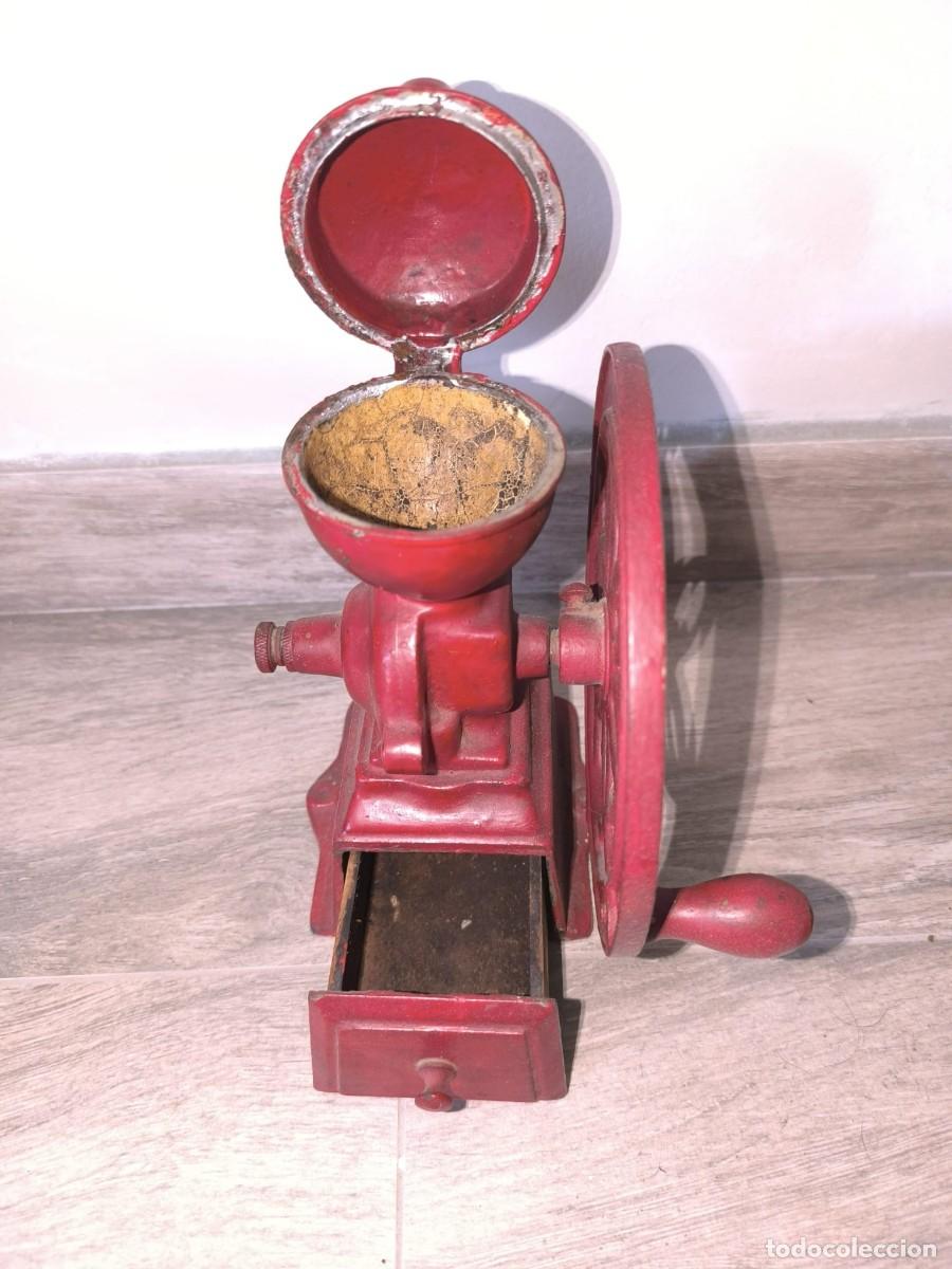 Antig&uuml;edades: Molinillo Rojo de caf&eacute;, marca Lie - Foto 3