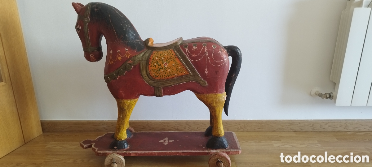 Antig&uuml;edades: Caballo antiguo de madera - Foto 2