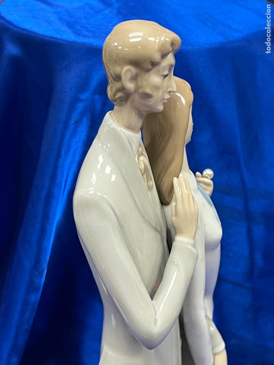 Antig&uuml;edades: PAREJA DE NOVIOS LLADRO ROSAL - Foto 4