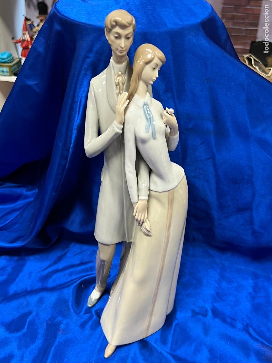 Antig&uuml;edades: PAREJA DE NOVIOS LLADRO ROSAL - Foto 1